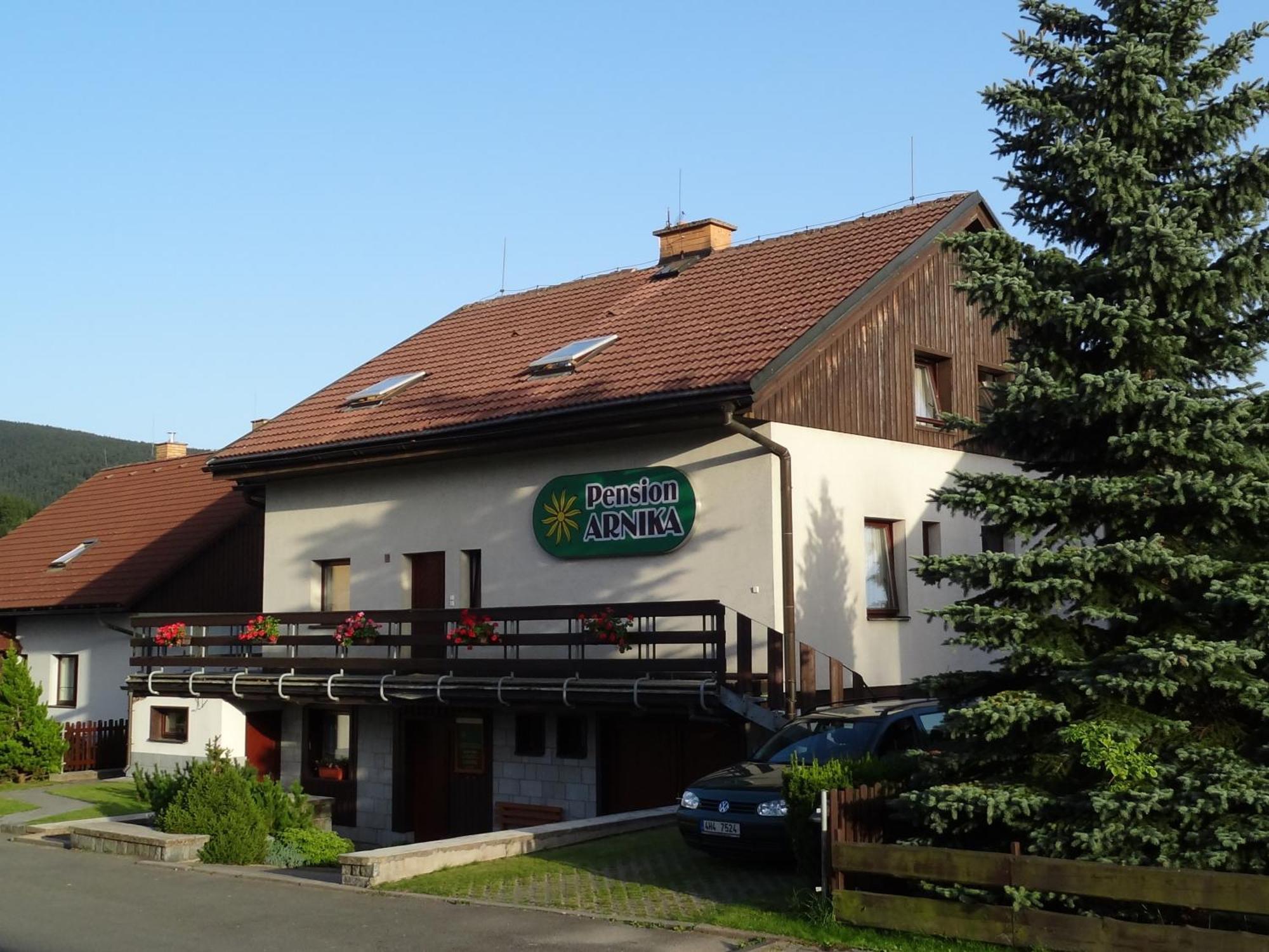 Arnika 3*